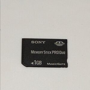 Sony Memory Stick PRO Duo 1GB - Black and White